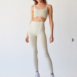 Ribbed legging and bra set